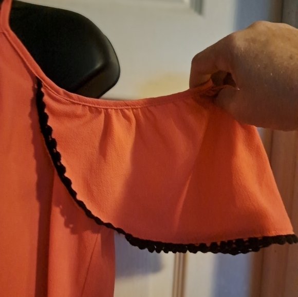 Monteau blouse size large - Picture 3 of 4